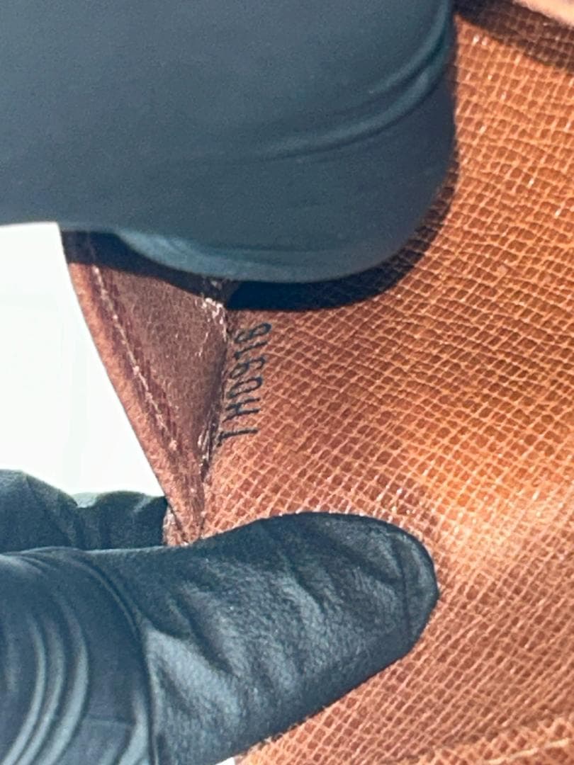 LOUIS VUITTON M61654 Wホック 財布