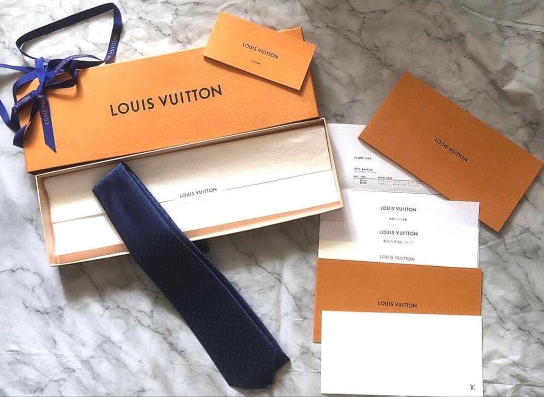 【新品】LOUIS VUITTON ルイ・ヴィトン　モノグラム　ネクタイ