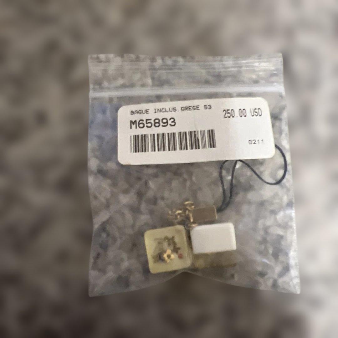 LOUIS VUITTONストラップ