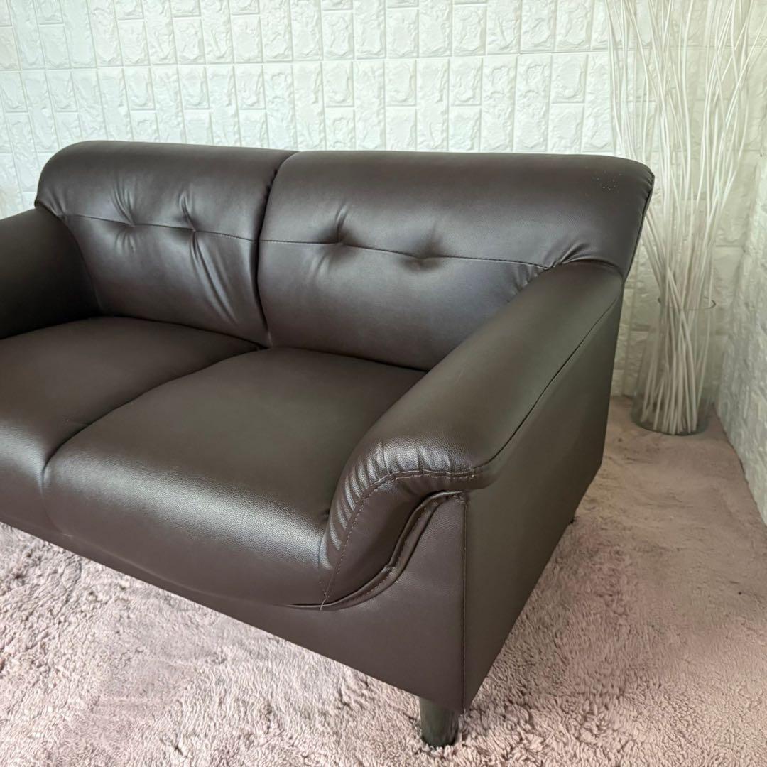都内23区送料無料❗️ 2人掛けレザーソファ　ローソファ✨