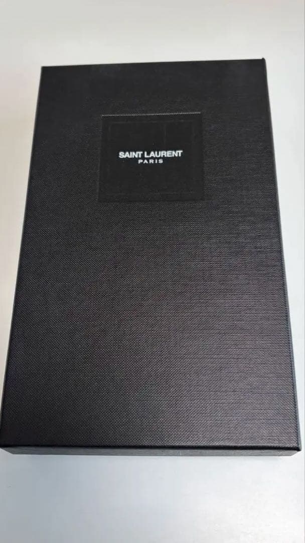 ヴ*★様 SAINT LAURENT ブラック長財布