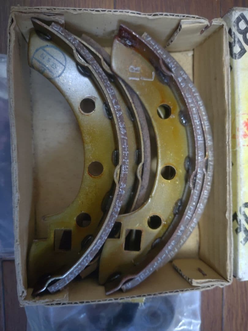 コーポタ　マツダ　ポーターブレーキOHセット