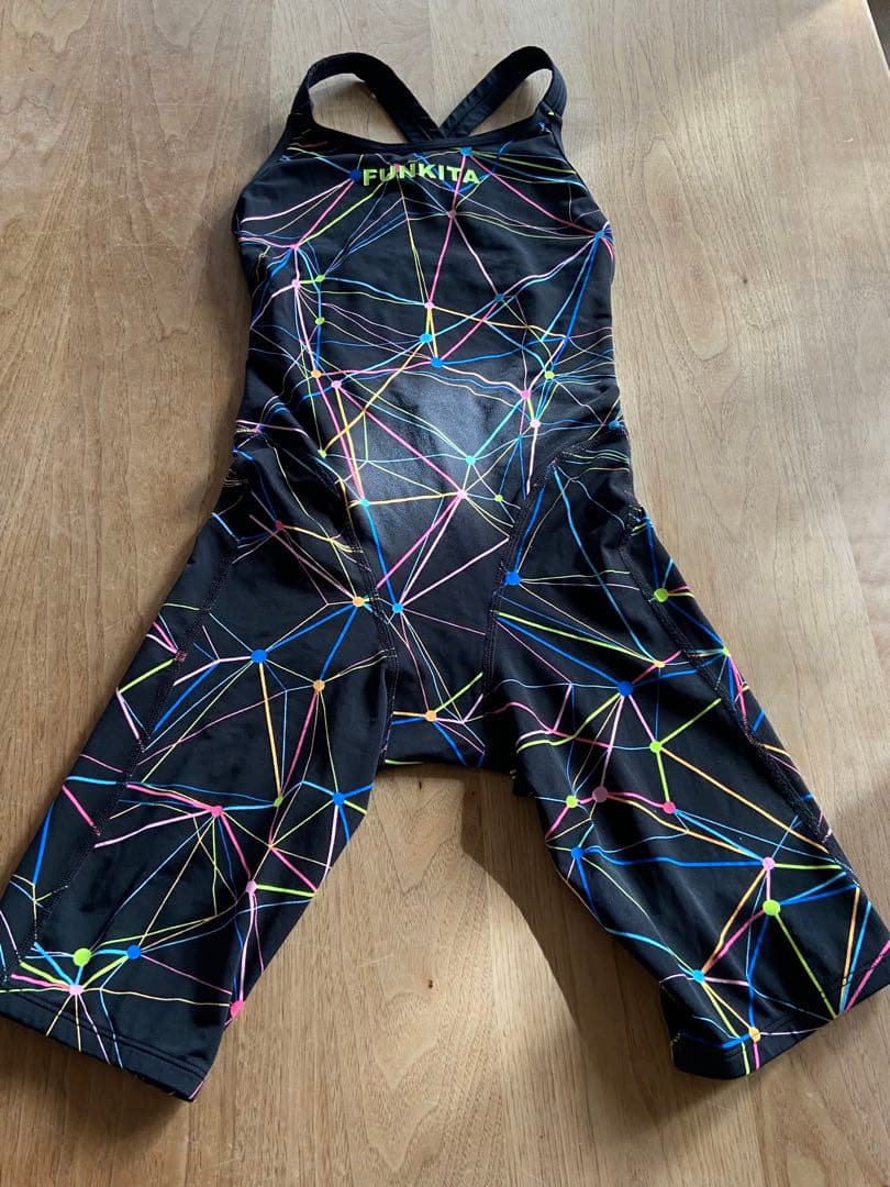 FUNKITA ファスト レッグス ワンピース スター サイン Aus30