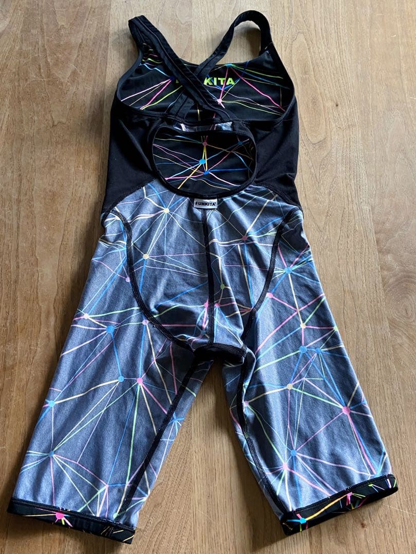 FUNKITA ファスト レッグス ワンピース スター サイン Aus30