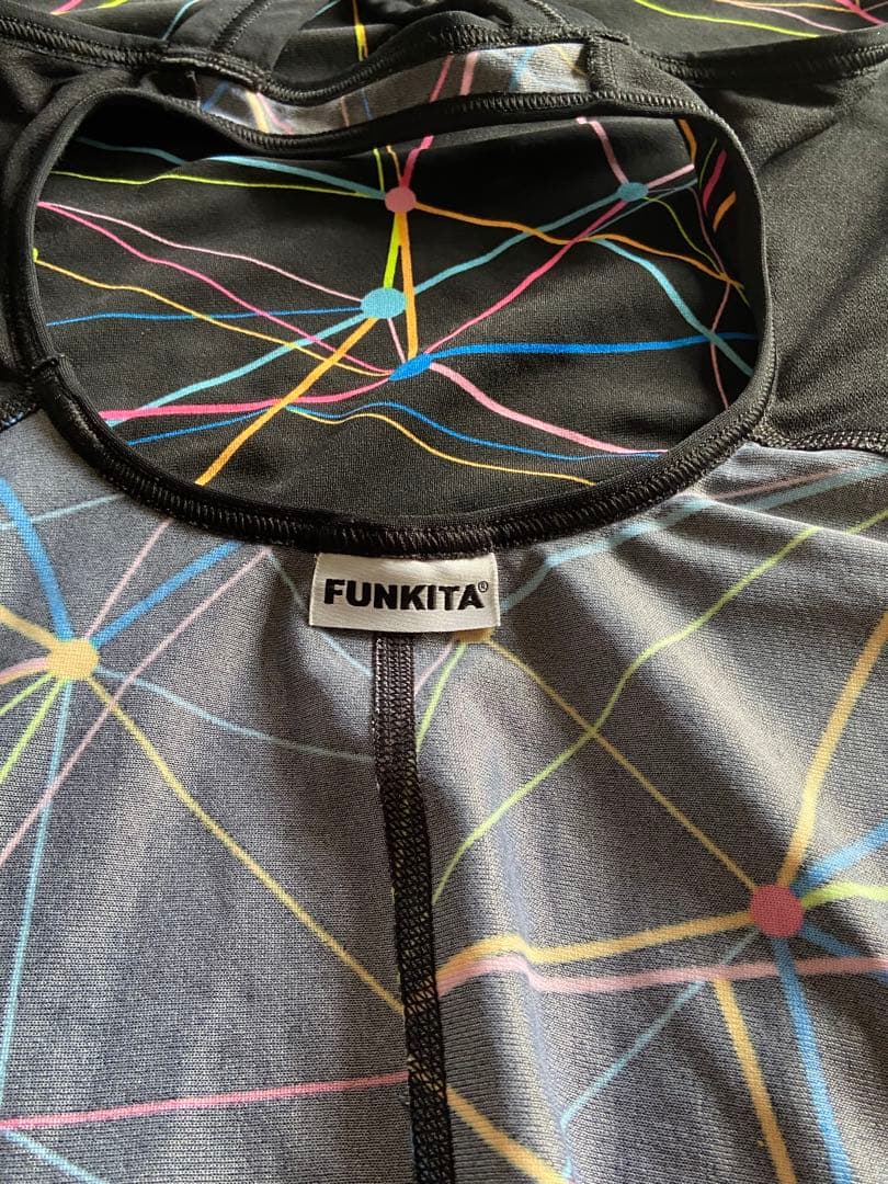 FUNKITA ファスト レッグス ワンピース スター サイン Aus30
