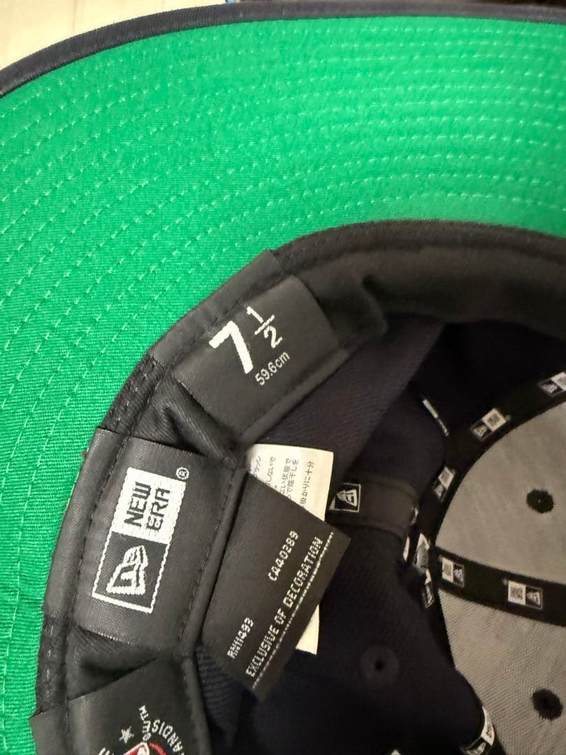 New Era ニューヨーク・ヤンキース ロングブリムハット