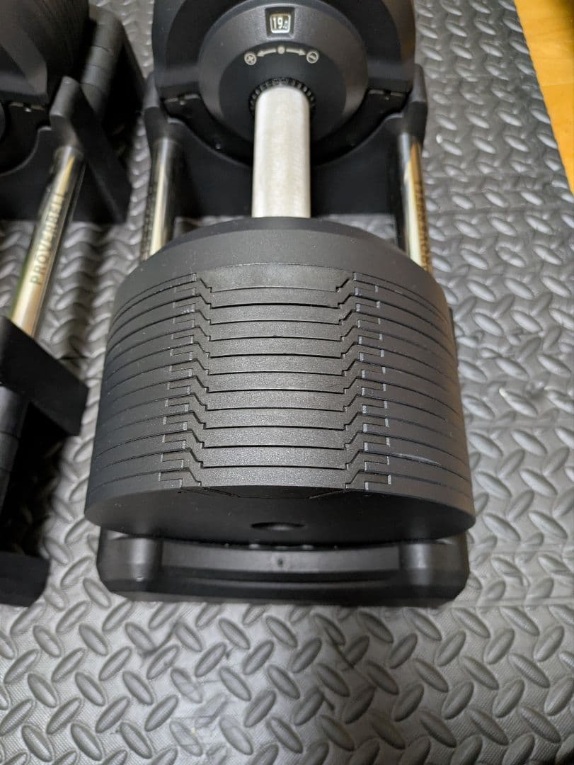 ①【送料含】PROVERBELL 可変式ダンベル 41.5kg