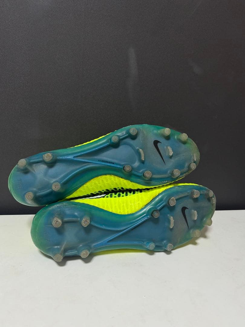 27.5cm NIKE スパイク 初代マジスタオブラ FG ボルトイエロー