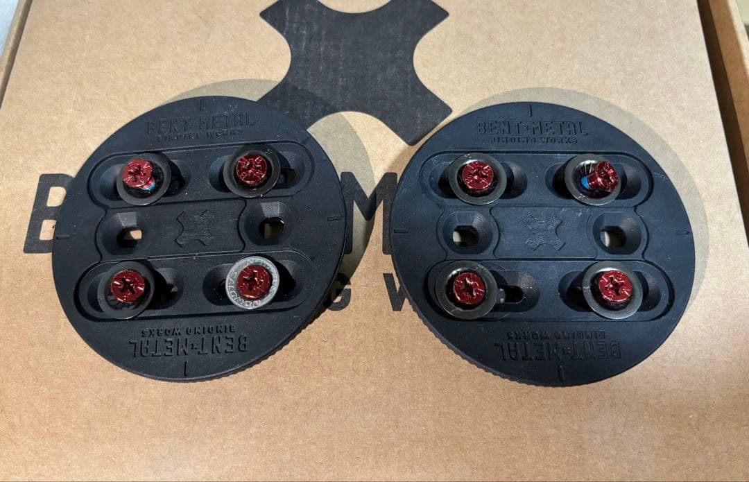 か*ず様 BENTL AXTION スノーボード ビンディング M