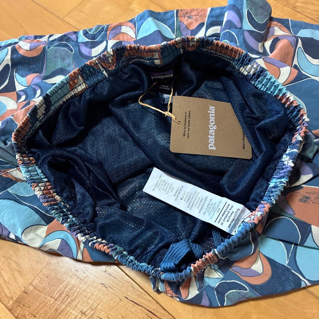 【最新25】パタゴニア メンズ バギーズショーツ 5インチ Mサイズ 総柄