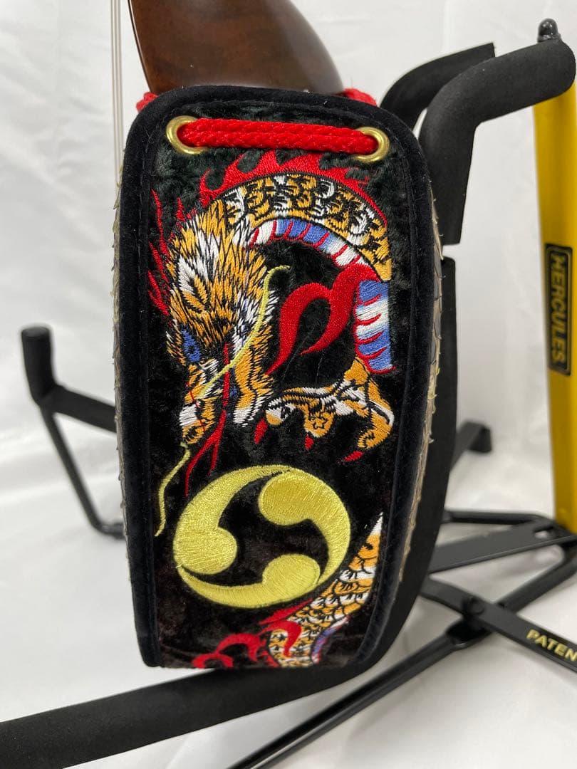 宮古木工芸 與儀栄功作 縞黒檀/カマゴン 棹/三線