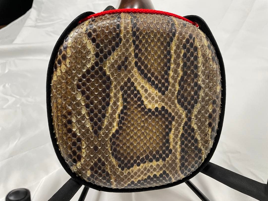 宮古木工芸 與儀栄功作 縞黒檀/カマゴン 棹/三線