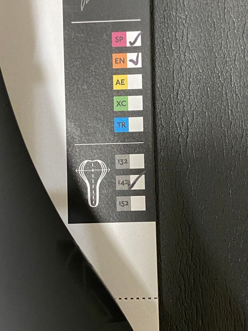 パーツ PRO Stealth Performance Saddle 142mm