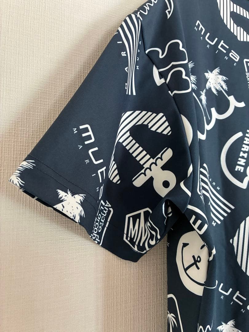 muta MARINE GOLFランダムロゴ ポロシャツ ネイビーM