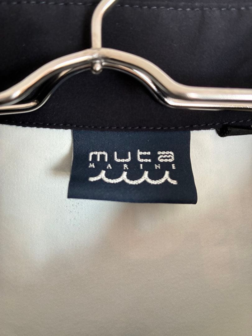 muta MARINE GOLFランダムロゴ ポロシャツ ネイビーM