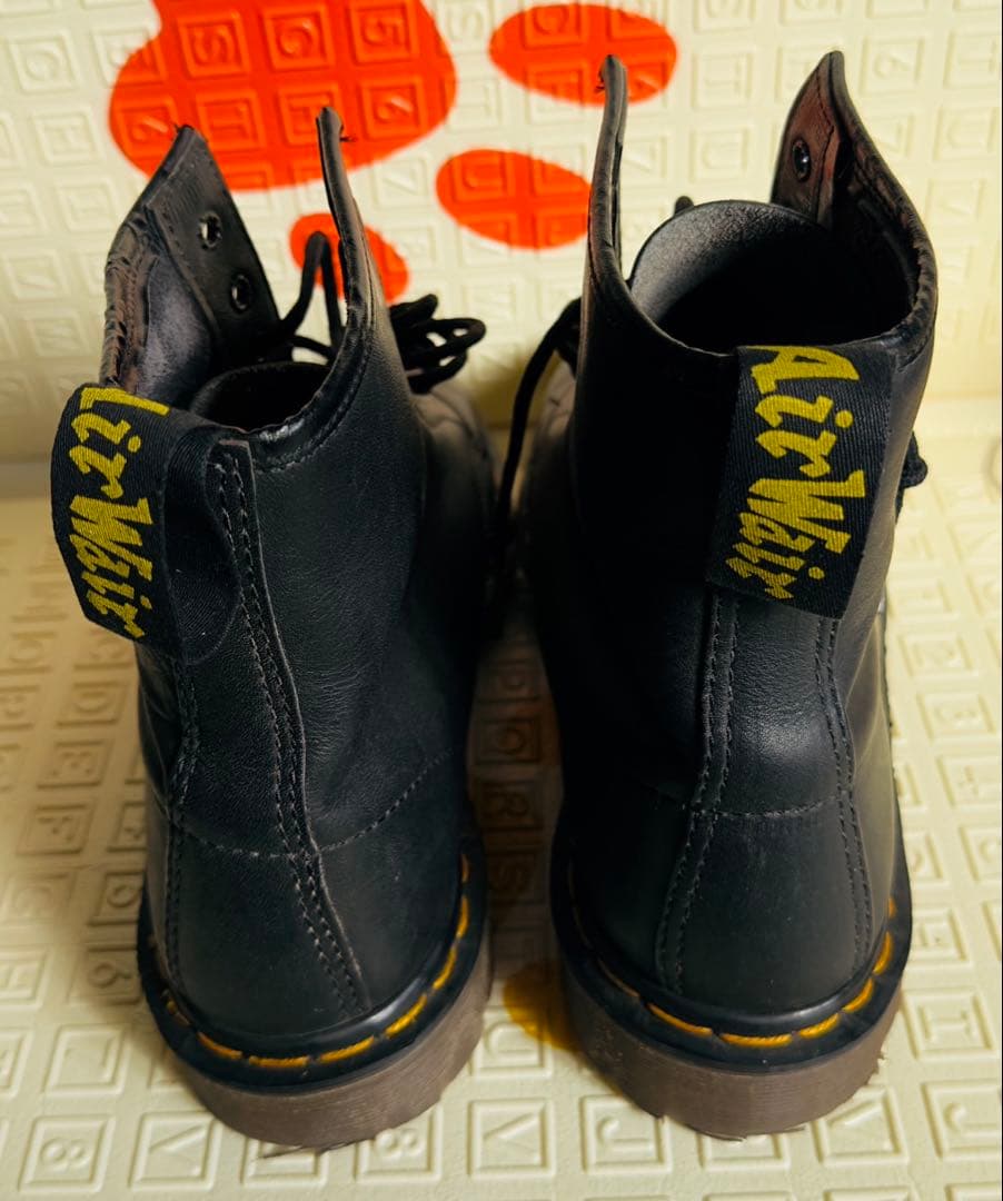 Dr.Martens ドクターマーチン　8ホール　ブーツ　イングランド製　UK7
