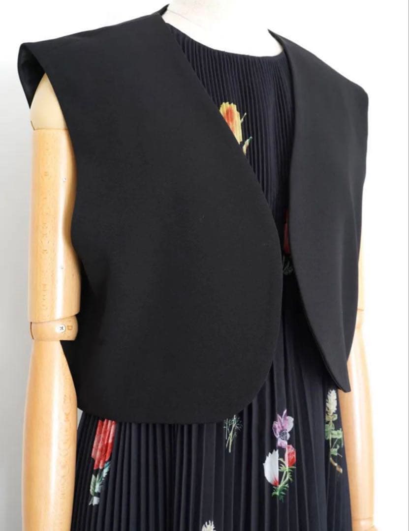 AMERI EMMA VEST SET PLEATS DRESS ブラック