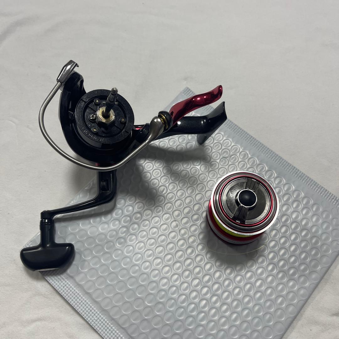 ダイワ　PLAISO 2500LBD