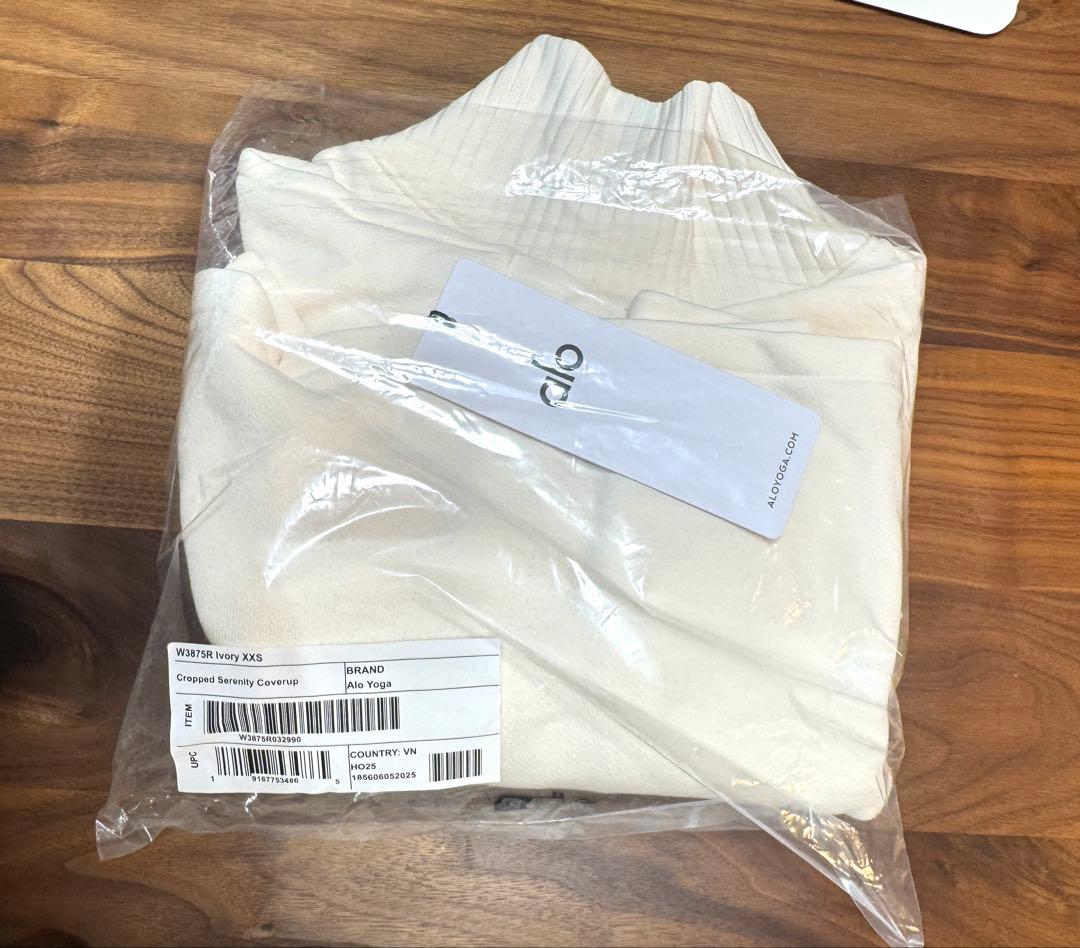 alo yoga スウェット 正規品 ホワイト 新品未使用 日本サイズS相当