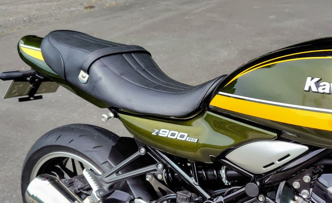 カワサキz900RS 純正サイドカバー グリーンタイガー【中古・お買得品】