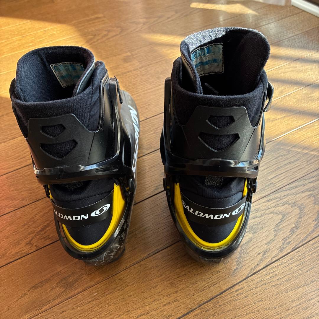 SALOMON スキー用ブーツ ブラック/イエロー