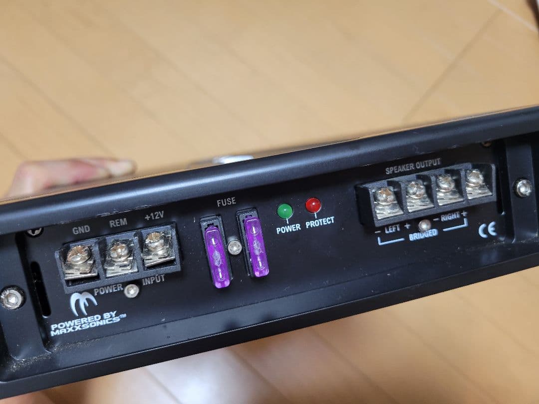 CRUNCH 3000W アンプ カーオーディオ