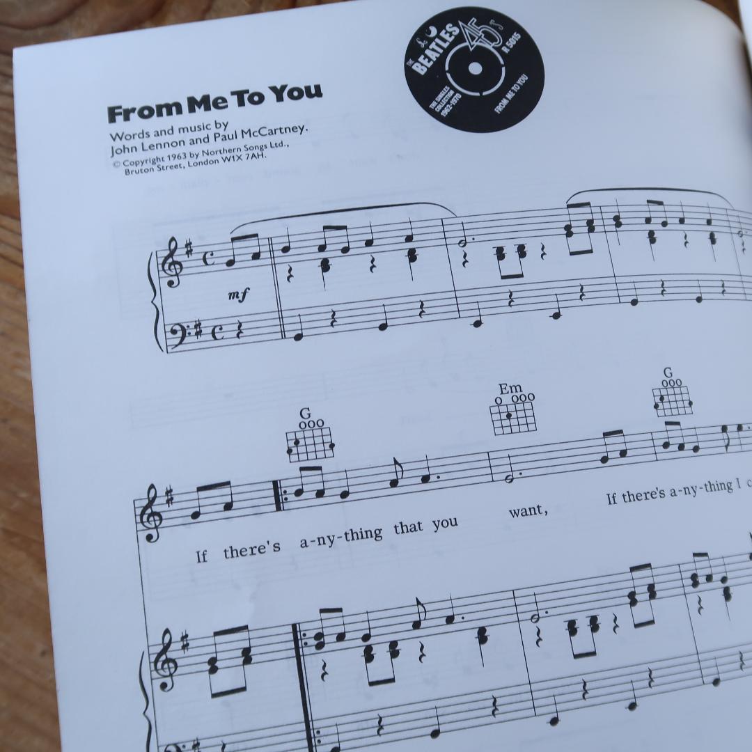 セール！ 洋楽譜　 ビートルズ　シングルコレクション 1962-70