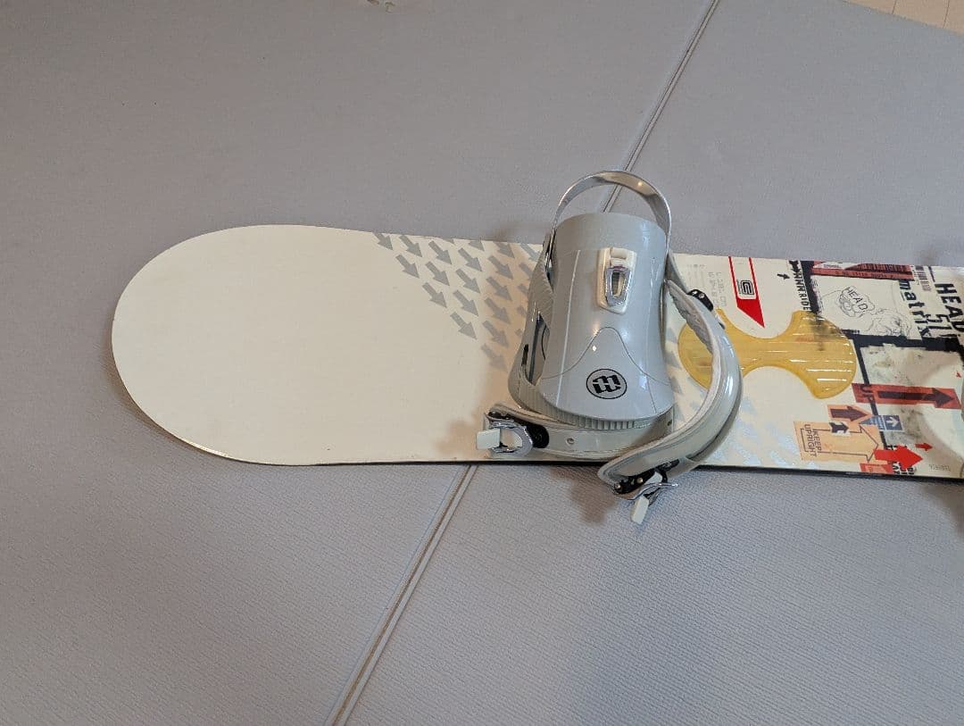 スノーボード アートワーク付き バインディング付