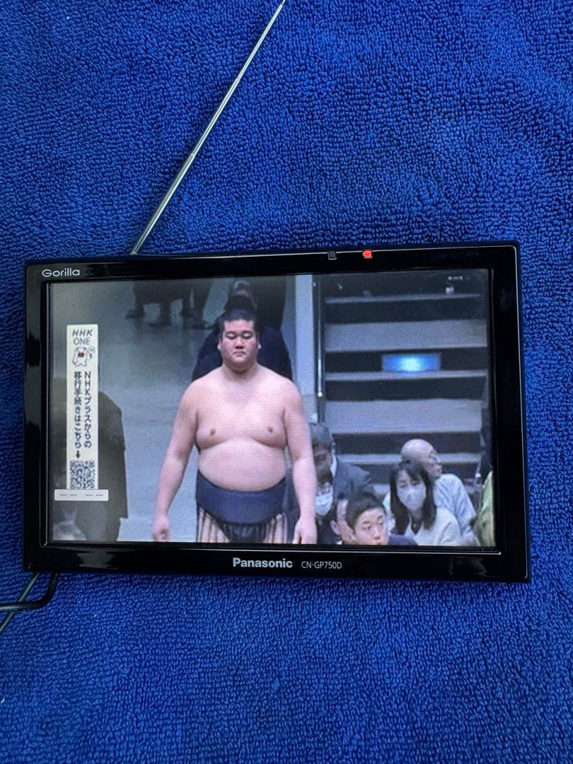 Panasonic CN-GP750D カーナビ 7インチ