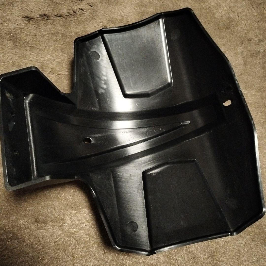 GIVIスプラッシュガード Tracer9GT用 RM2159+RM02 セット