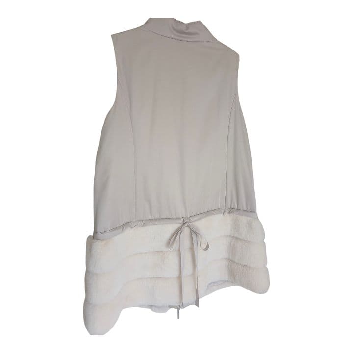 【美品】TO BE CHIC ラビット チャーム中綿 ファー切り替えベスト 46