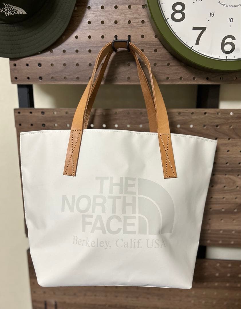 新品タグ付き THE NORTH FACE トートバッグ