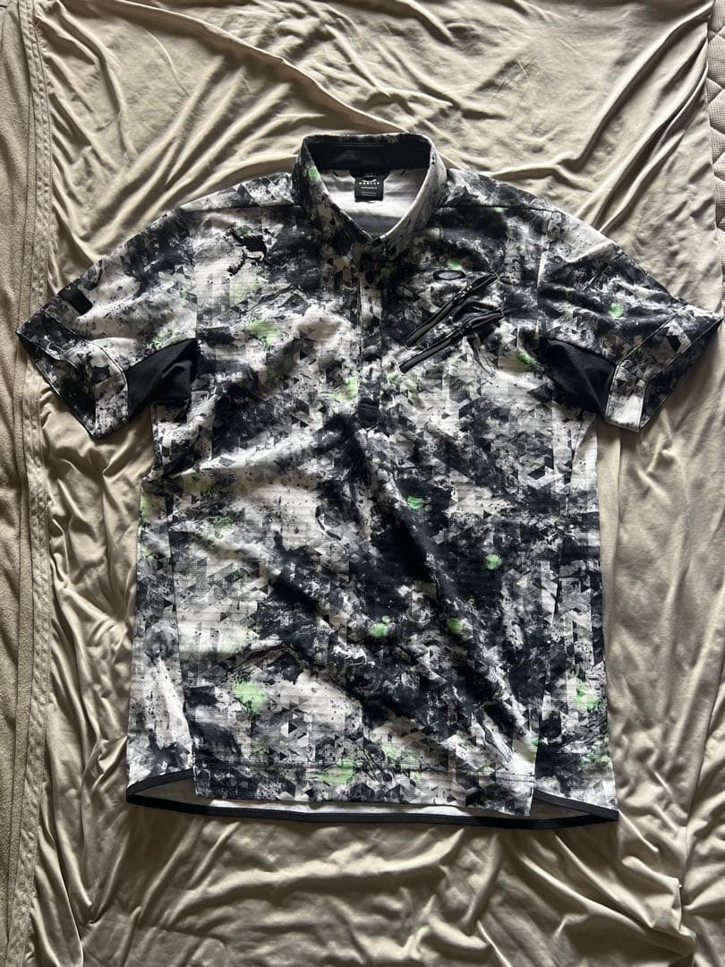 OAKLEY パフォーマンスフィット シャツ JPN XL カモフラージュ