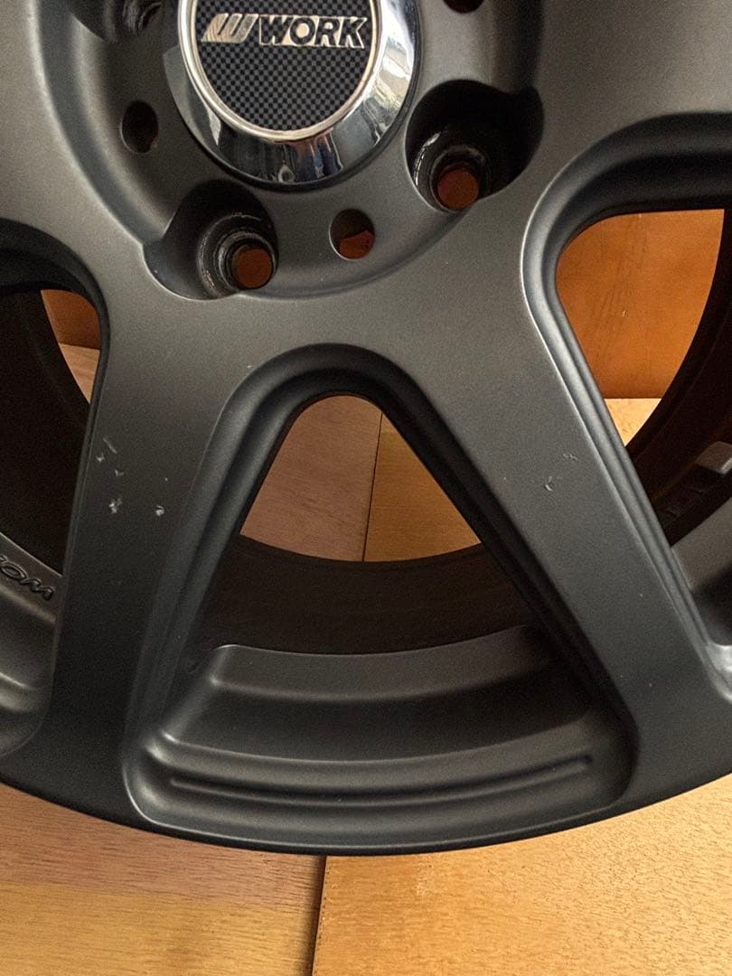 16インチ ダークグレー 7本スポークホイール