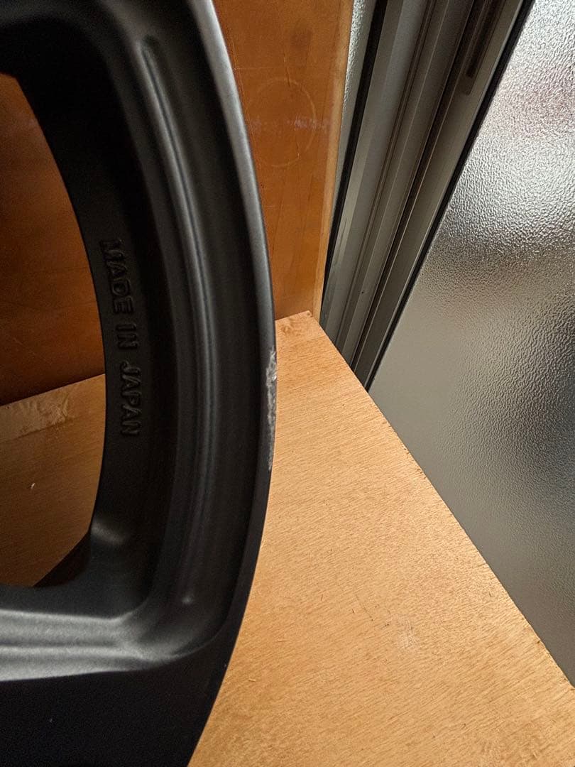 16インチ ダークグレー 7本スポークホイール