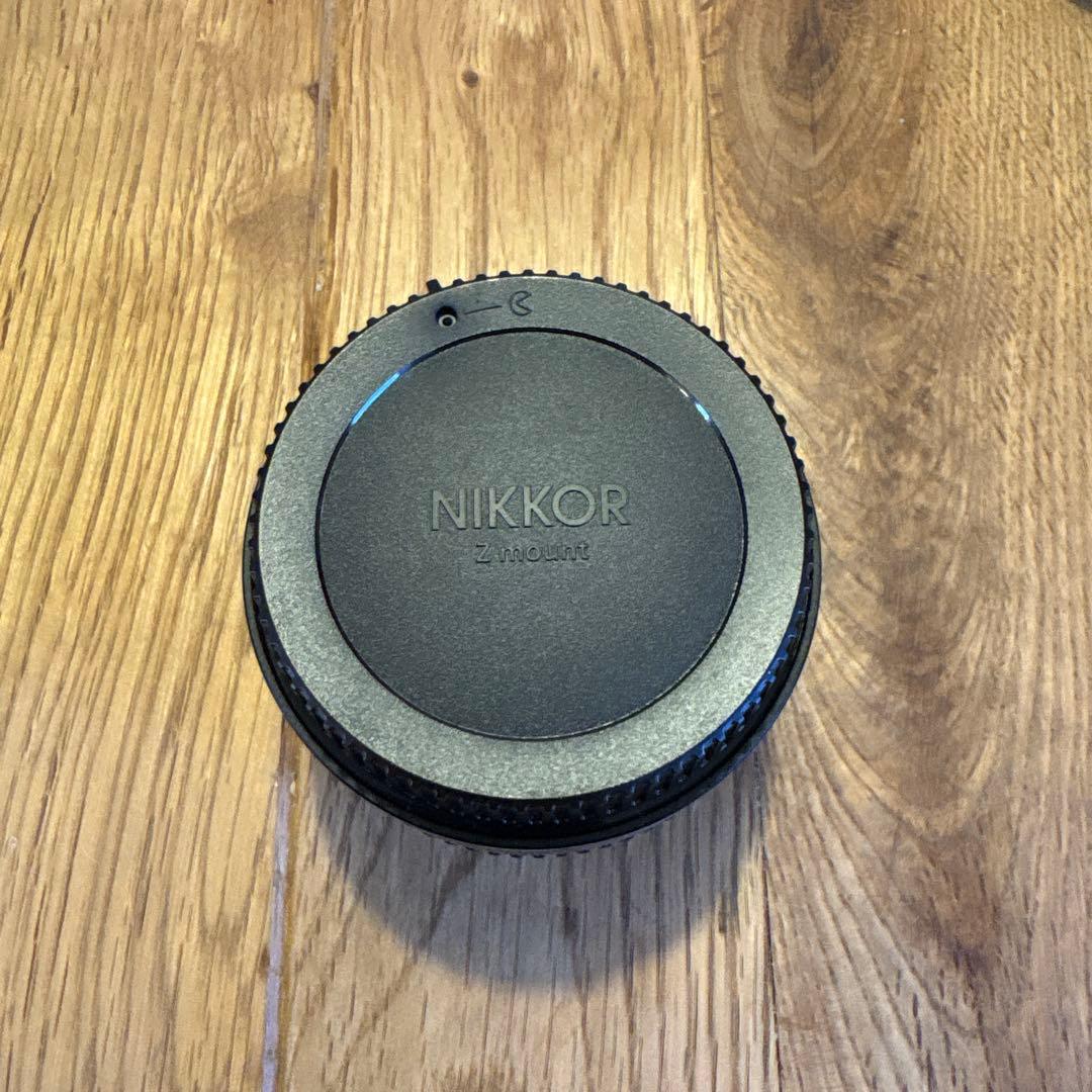 【ほぼ新品】 Nikon 単焦点レンズ　28mm 入手困難なスクエアレンズフード