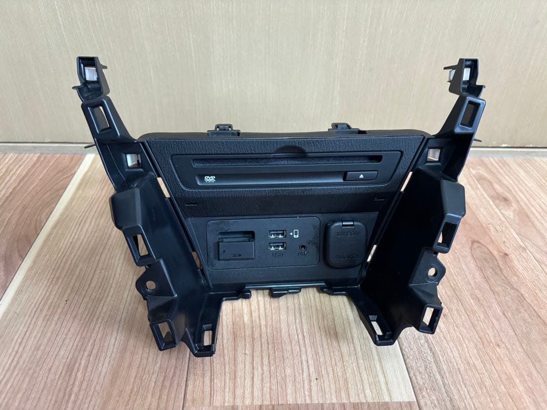 M*a様 マツダ　カーナビユニット D51H669C0C DJLASマツダ2 デ