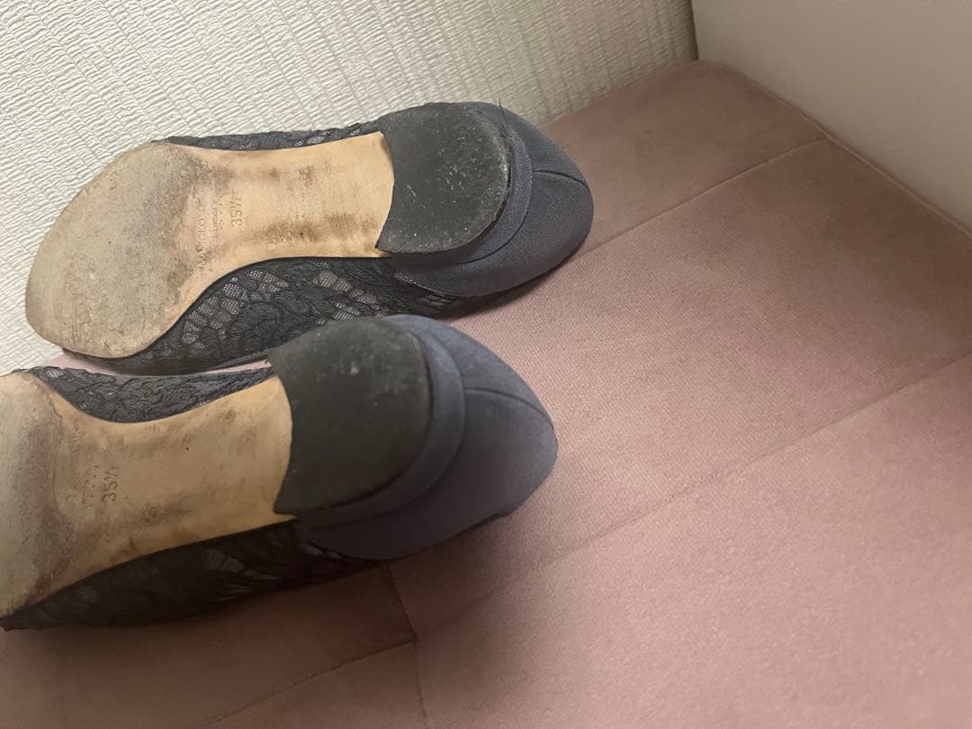 R*i様 MANOLO BLAHNIK ハンギシ ローヒール　グレー レース　3