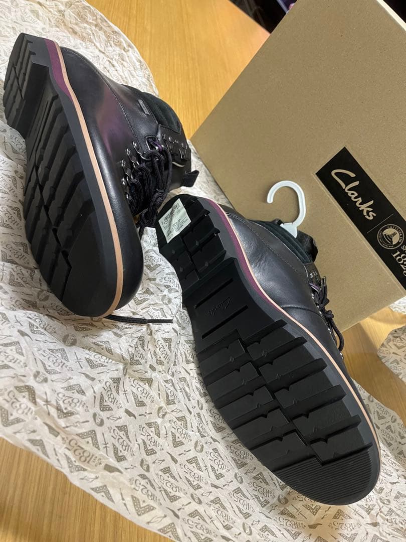 クラークスゴアテックス登山シューズ