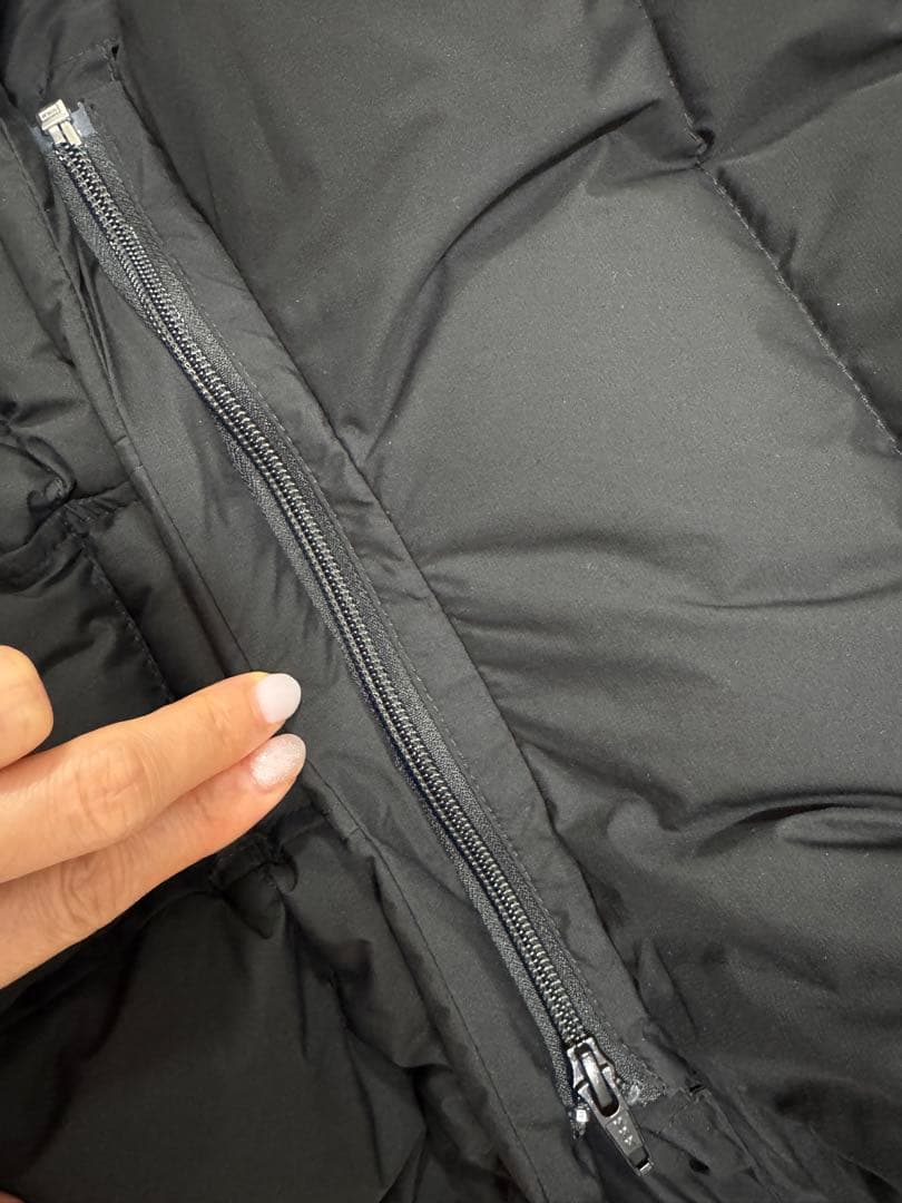 PYRENEX ブラック ダウンベスト Sサイズ 男女兼用