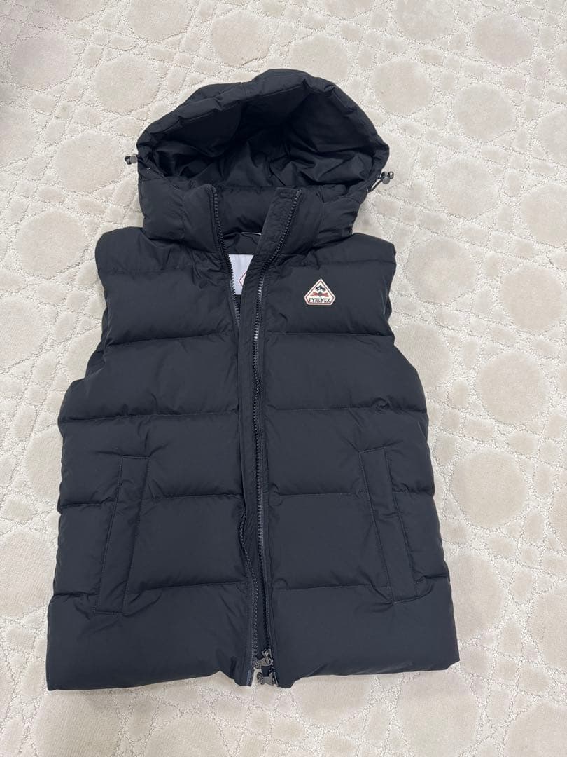 PYRENEX ブラック ダウンベスト Sサイズ 男女兼用