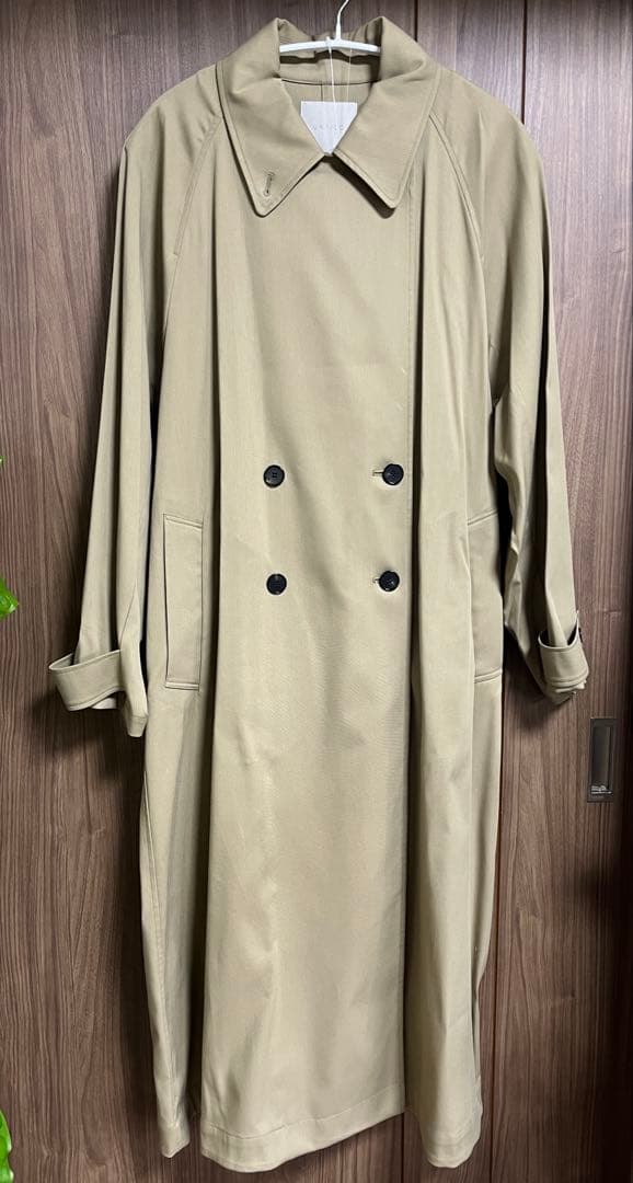 新品未使用　unfilo 洗える】ロングトレンチコート キャメルXLです。