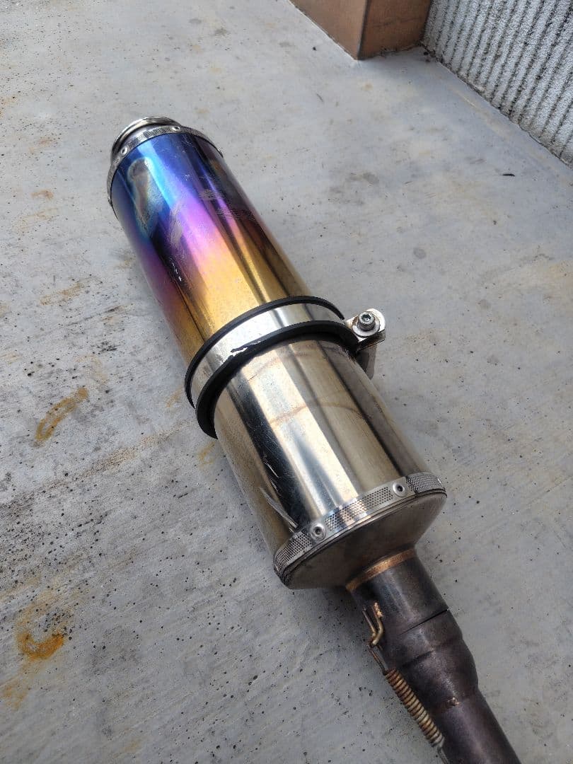 マジェスティ125用　社外マフラー　BEAMS