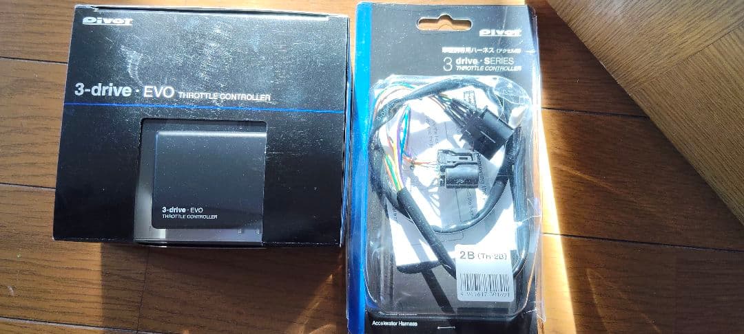 pivotスロットルコントローラー3DE EVOハーネスセット　MAZDA2