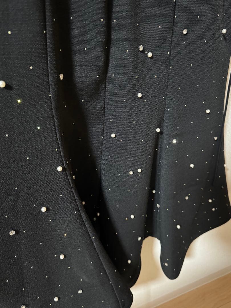 【LEJA】パールビジュー付きプリーツ　マーメイドシルエットワンピースドレス