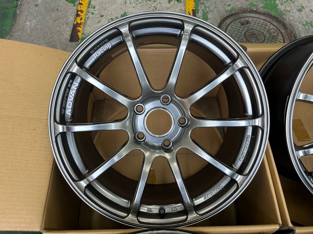 T*o様 希少❗️ADVAN Racing‼️RSⅡ 18×8.5J 4本中古