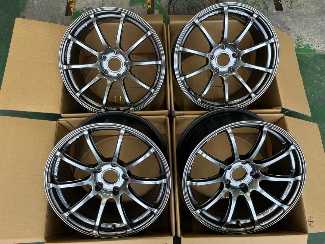 T*o様 希少❗️ADVAN Racing‼️RSⅡ 18×8.5J 4本中古