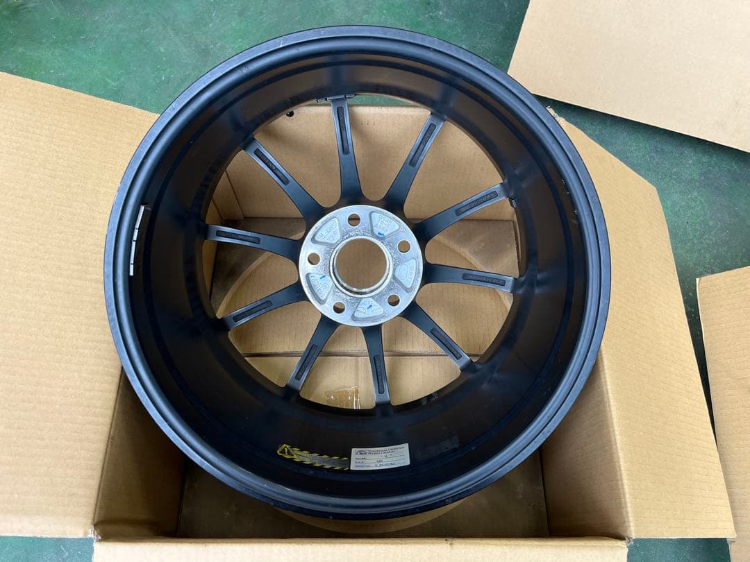 T*o様 希少❗️ADVAN Racing‼️RSⅡ 18×8.5J 4本中古
