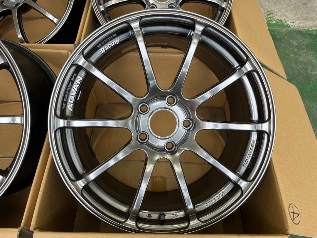 T*o様 希少❗️ADVAN Racing‼️RSⅡ 18×8.5J 4本中古