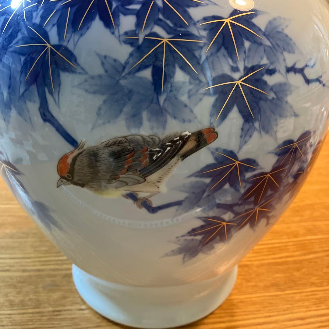 美品　深川製磁　宮内庁御用達　官窯染付　鳥絵　　花瓶1個　高さ約32センチ